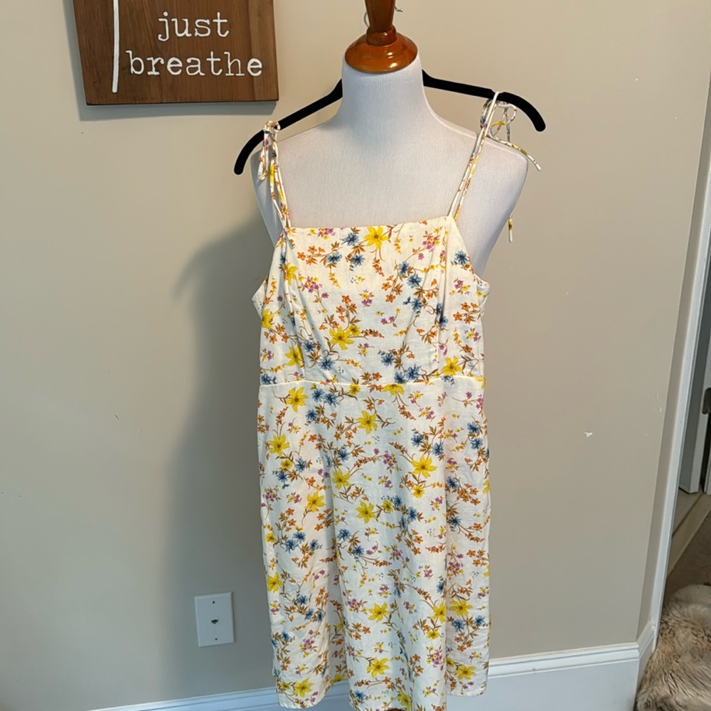 Old Navy Linen Sundress size small